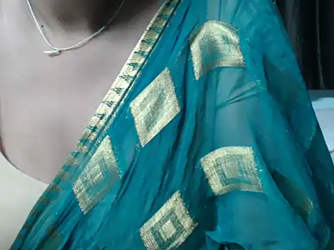 sunitha-3 élő XXX-chatje