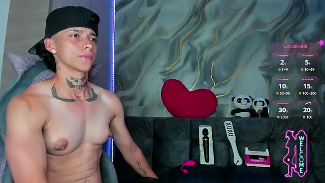 AmberAdams_'s Live XXX Chat