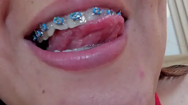 KATIAMOSS' Live XXX Chat