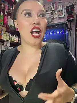 צ'אט XXX בשידור חי של TamySweetness