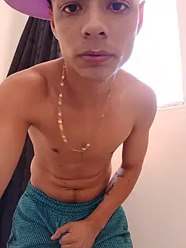DayronDark: онлайн-секс-чат