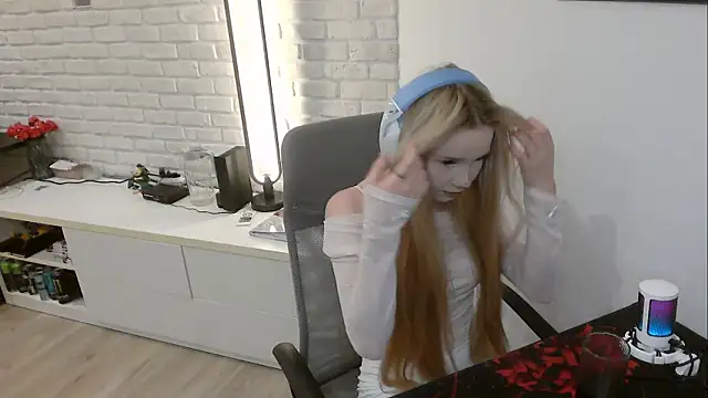 Dustkiss' Live XXX Chat