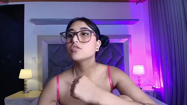 Chatroom XXX en direct de Molly_Hils789