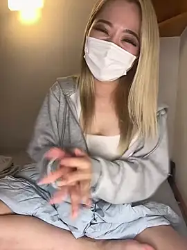 MOMOKA_33 Chat XXX live
