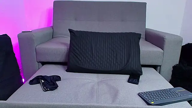 BrayaanFit's Live XXX Chat