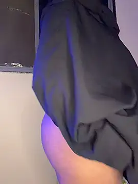 צ'אט XXX בשידור חי של Malika_Secrets