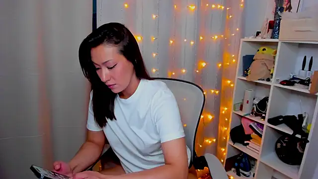 XXX chat uživo modela FieryHeart