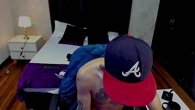 Liam_Adamms Chat XXX in diretta