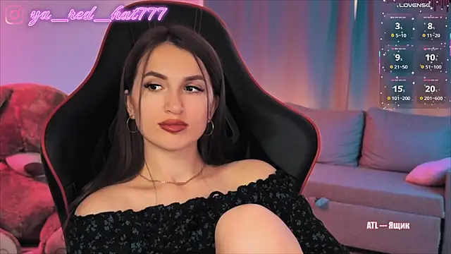 -RED_HAT- Adlı Modelin Canlı XXX Sohbeti