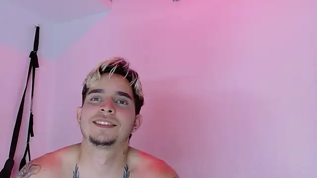 AliceandMax's Live XXX Chat