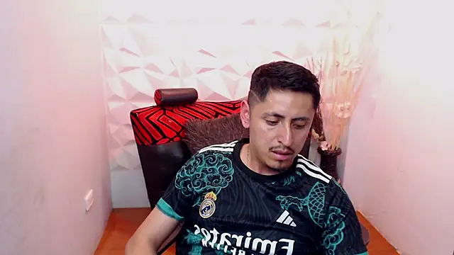 Alexx_levi live XXX chat