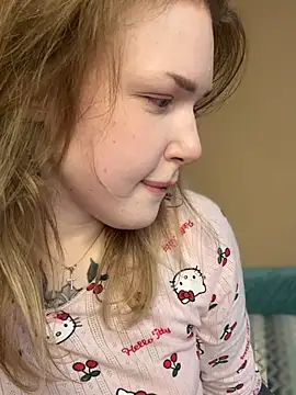 _elliiss_ XXX чат на живо