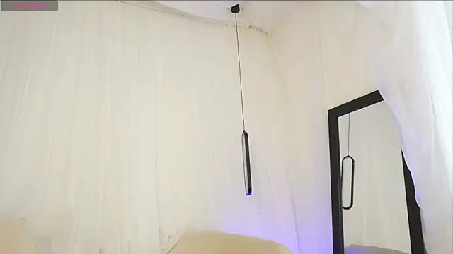 SUM___ – Naživo XXX chat