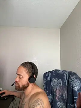 Fathero1time Live XXX-Chat