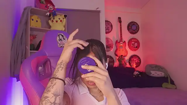 madelyn_rose_'s Live XXX Chat
