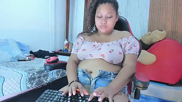 Lunastar02 라이브 XXX 채팅