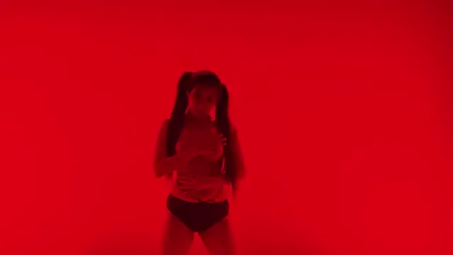 XXX chat uživo modela Honeyy-Angel