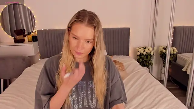 CassieRayss' Live XXX Chat