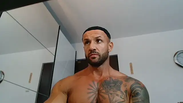 Magnificmuscles89 Chat XXX live