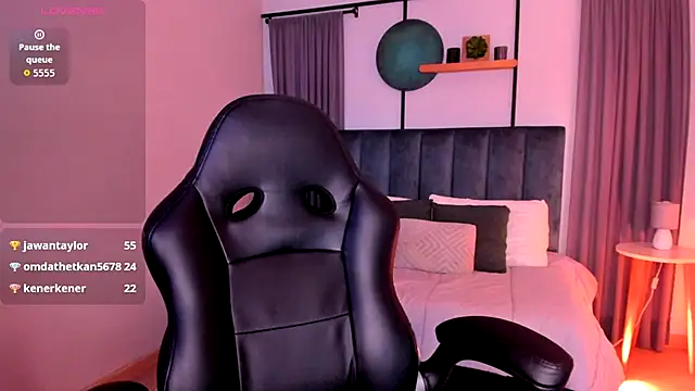 Chat +18 de megann_blaze ao vivo