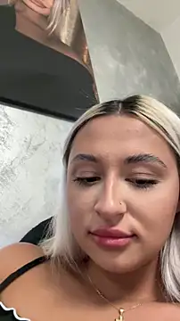 Živý XXX chat Kylie_One