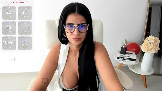 renata_t_'s Live XXX Chat