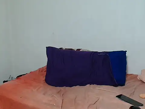 Feathergal69_n Live XXX chat