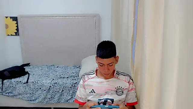 Liarr_ Live XXX-Chat