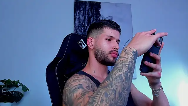 Santos_ramirez1 – Live XXX-chat