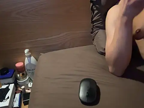 cloudboy_kk8 Show Webcam