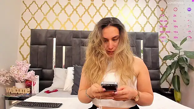 RubbyTaylor's Live XXX Chat