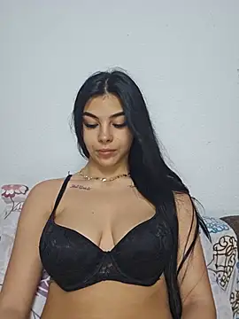 دردشة Crissdesire الجنسية المباشرة