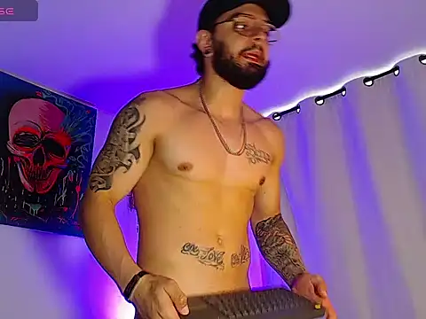 Axel_Stton লাইভ XXX চ্যাট