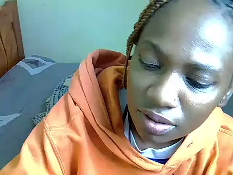 Pearl_petite Chat XXX in diretta