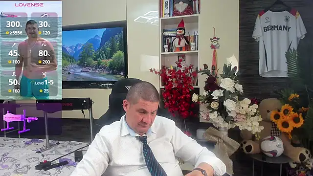 SpartacusDaddy48 Chat XXX live