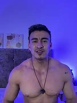 Chris_Clarck live XXX chat
