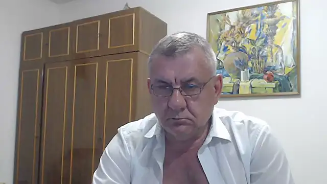 XXX chat uživo modela machomale3
