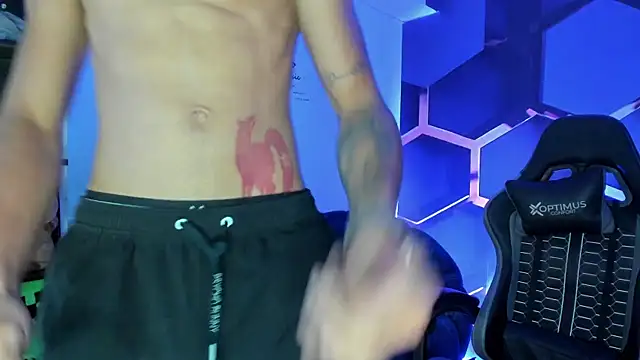 MaxiimoRomano_ 라이브 XXX 채팅