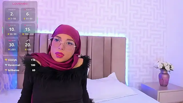 naishaa_'s Live XXX Chat