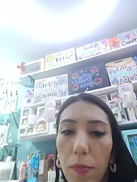 LunaZambrano Adlı Modelin Canlı XXX Sohbeti