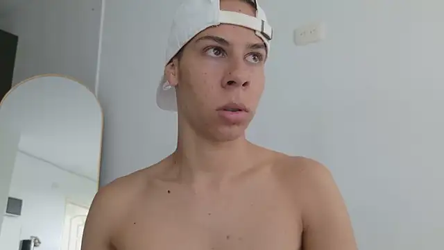 XXX chat uživo modela grey___27