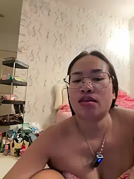 แชท XXX สดของ Ponthip