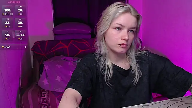 CherryNight6 élő XXX-chatje