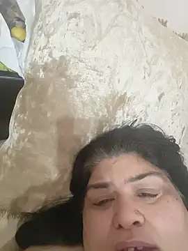 simranjeet_kaur69 élő XXX-chatje