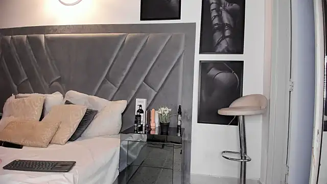 Živý XXX chat brenda_nova18