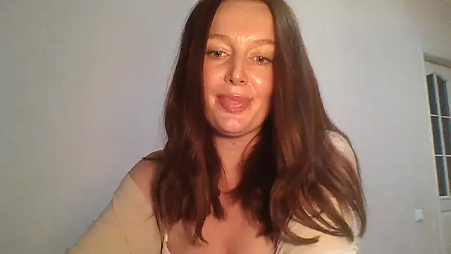 LilianaSwetx Adlı Modelin Canlı XXX Sohbeti