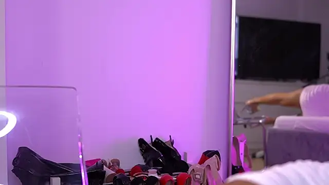 CellineHudson Adlı Modelin Canlı XXX Sohbeti