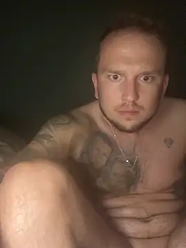 thehornyguy97 Show Webcam