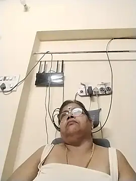bigbum68n Live XXX chat