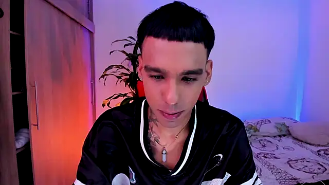 Damianwhite 现场XXX聊天